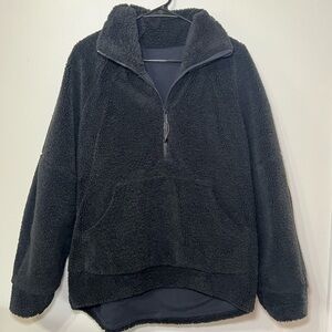lululemon Black Sherpa Quarterzip- like new